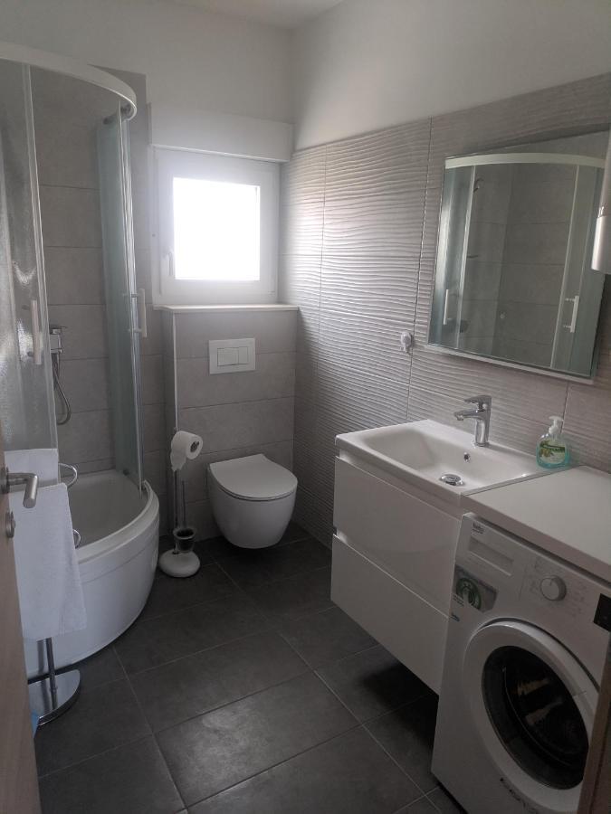 Ac Apartment With 2 Bedrooms And 2 Bathrooms-Free Private Parking Split Eksteriør bilde
