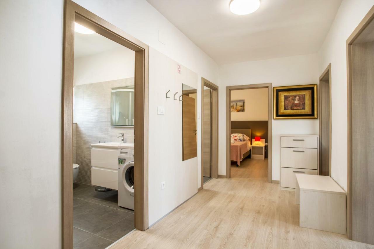 Ac Apartment With 2 Bedrooms And 2 Bathrooms-Free Private Parking Split Eksteriør bilde